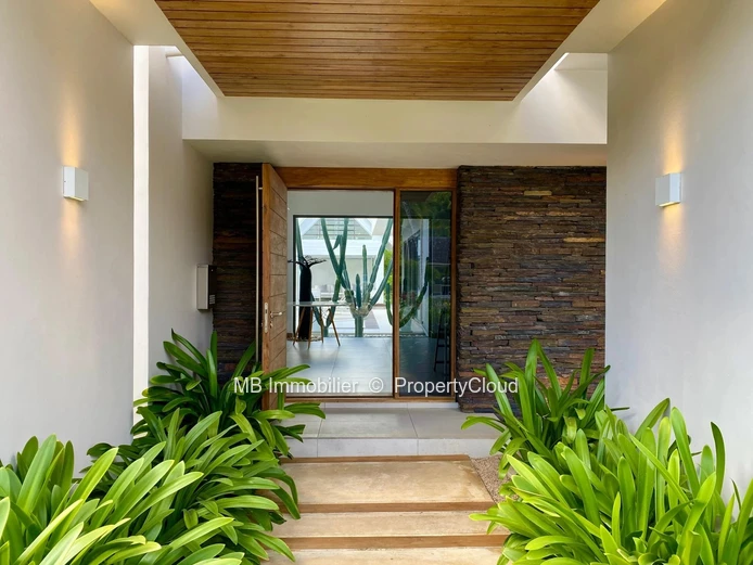 Villa for sale.