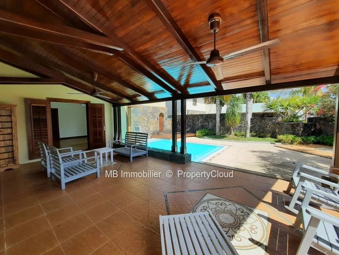 Villa for sale.