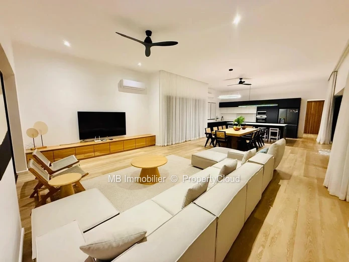 Villa for sale.