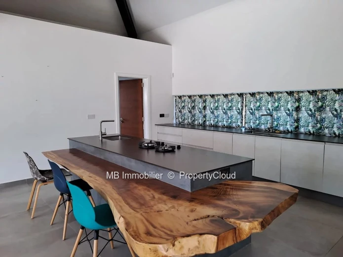 Villa for sale.