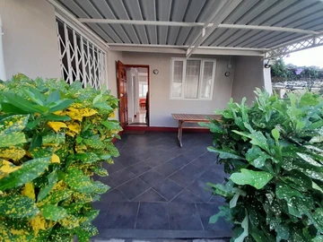 3 Bedroom Townhouse, Duplex