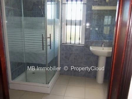 4 bedroom villa for sale in Pereybere