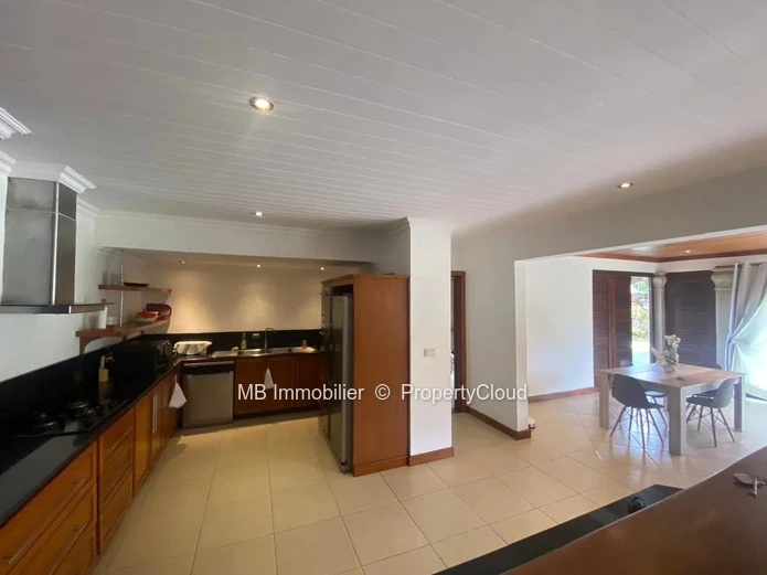 Villa for sale