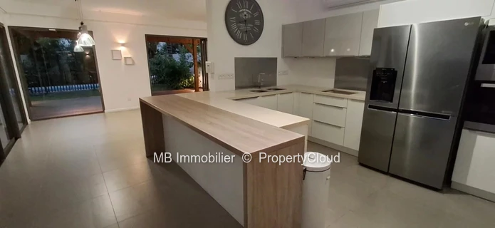 EXCLUSIVE villa for sale - Mont Choisy