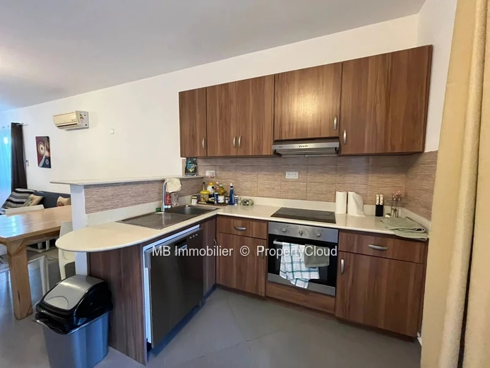 3-bedroom semi-detached villa for rent in pointe aux piments.