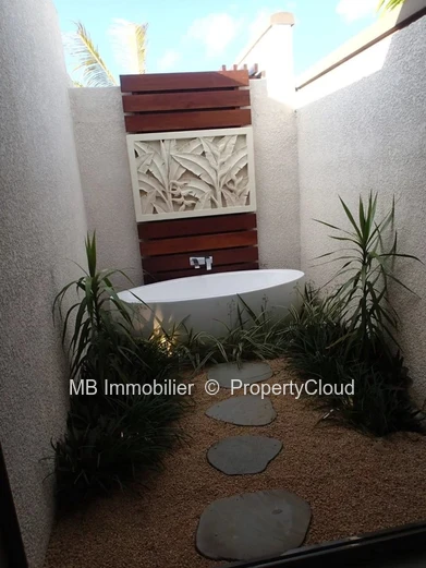 RES villa for sale
