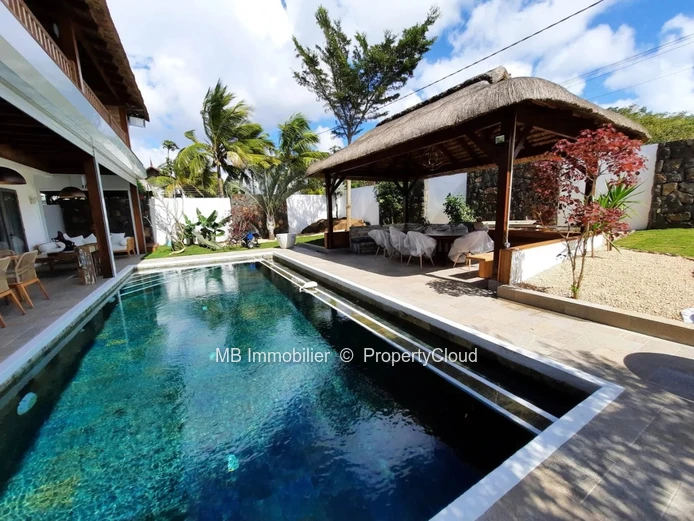 Villa RES en vente.