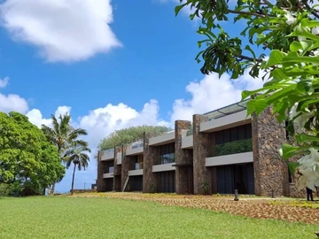 4 Bedroom Apartment