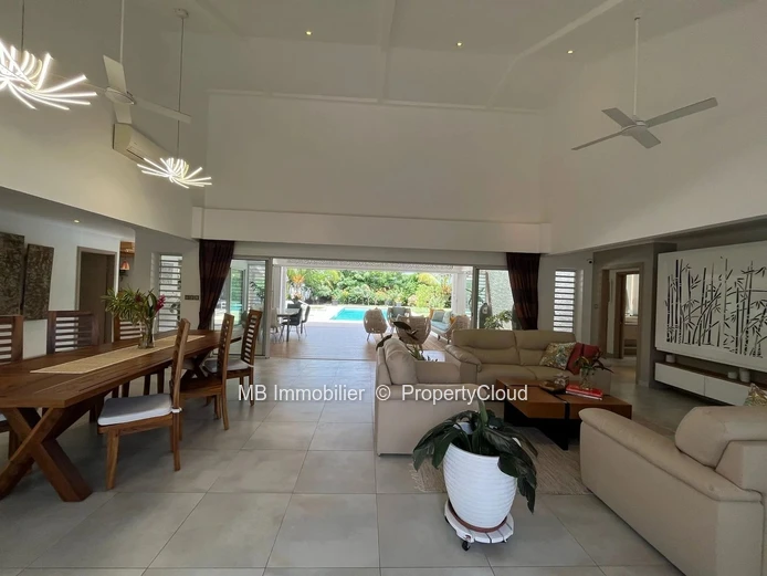 RES Villa for sale