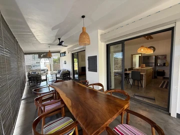 4 Bedroom Villa