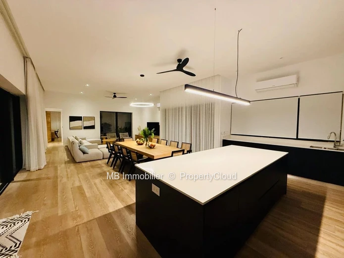 Villa for sale.