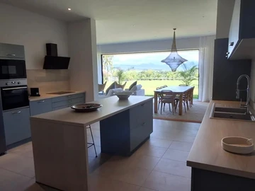 4 Bedroom Apartment
