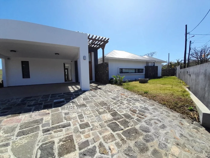 Villa for sale.