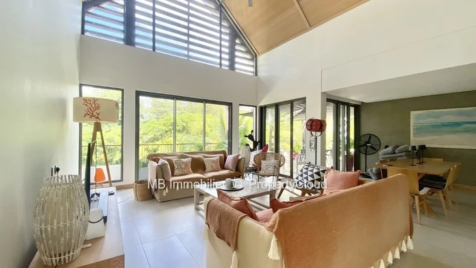 Exceptional penthouse for rent - Mont Choisy