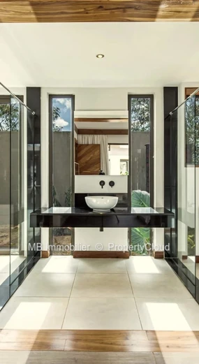 Villa for sale