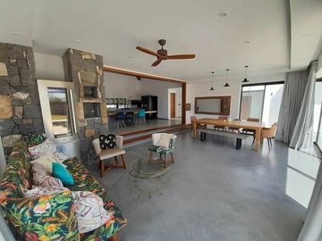 4 Bedroom Villa