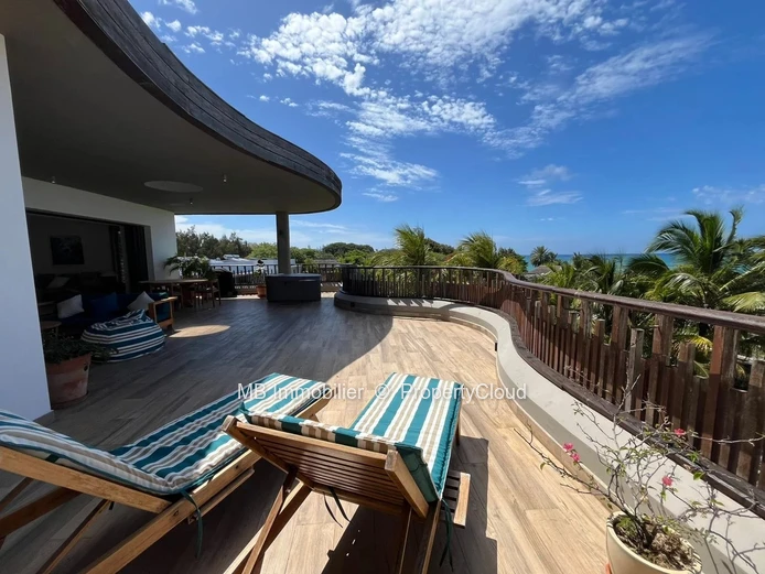 Penthouse with sea view for rent in Cap Malheureux