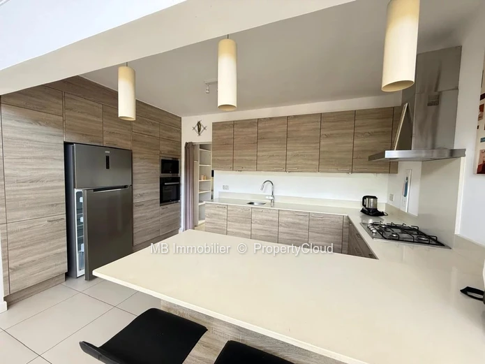 Villa for rent - Bain Boeuf