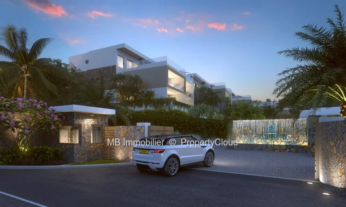 R+2 apartment for sale.