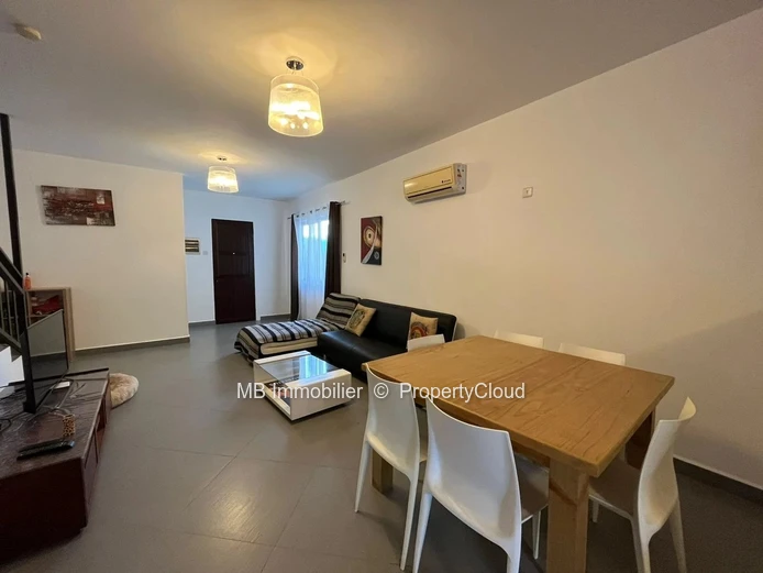 3-bedroom semi-detached villa for rent in pointe aux piments.