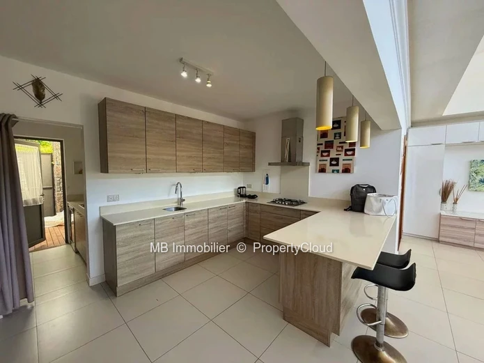 Villa for rent - Bain Boeuf