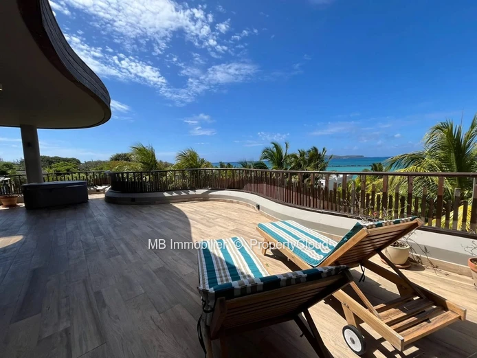 Penthouse with sea view for rent in Cap Malheureux