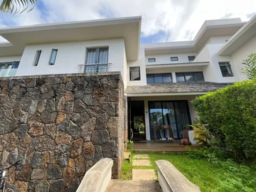 4 Bedroom Townhouse, Duplex