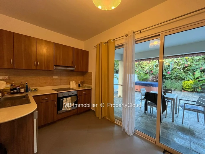 3-bedroom semi-detached villa for rent in pointe aux piments.