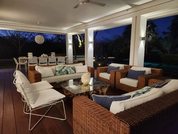 5 Bedroom Villa
