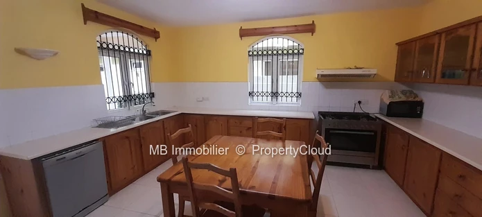 Villa for sale.