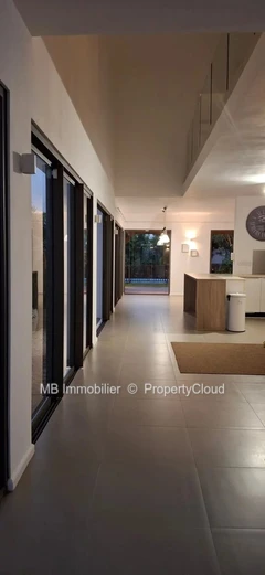EXCLUSIVE villa for sale - Mont Choisy