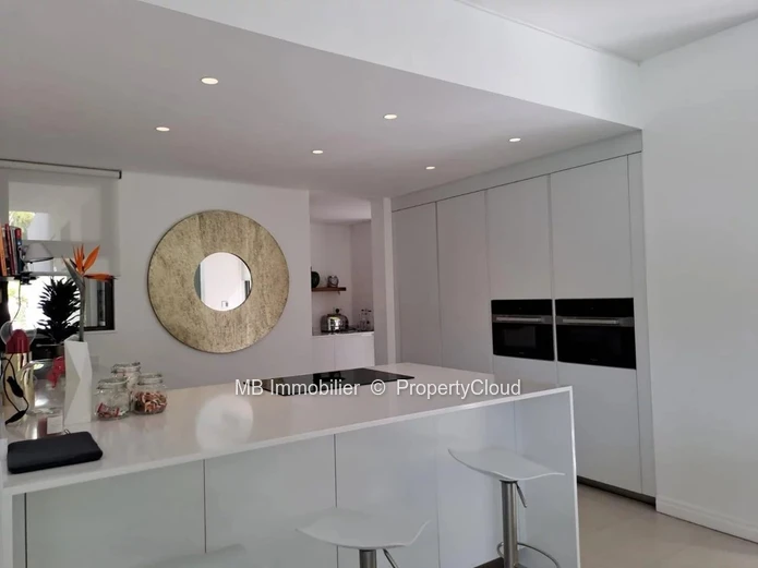 Villa for sale