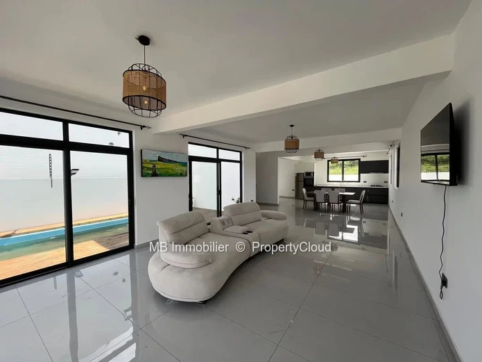 Villa for sale - Vale
