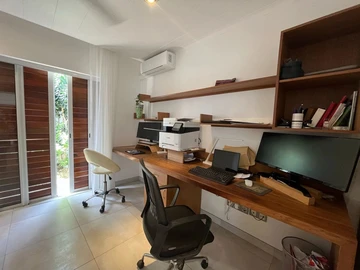 5 Bedroom Villa