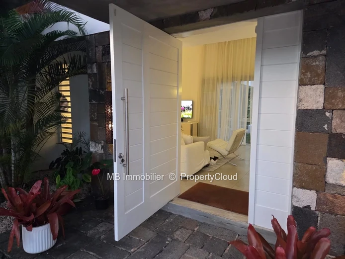 Villa for sale.