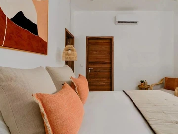 4 Bedroom Villa