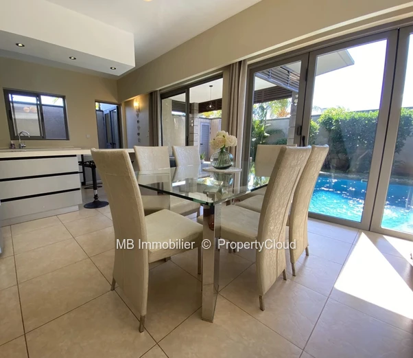 3 bedroom villa for rent.