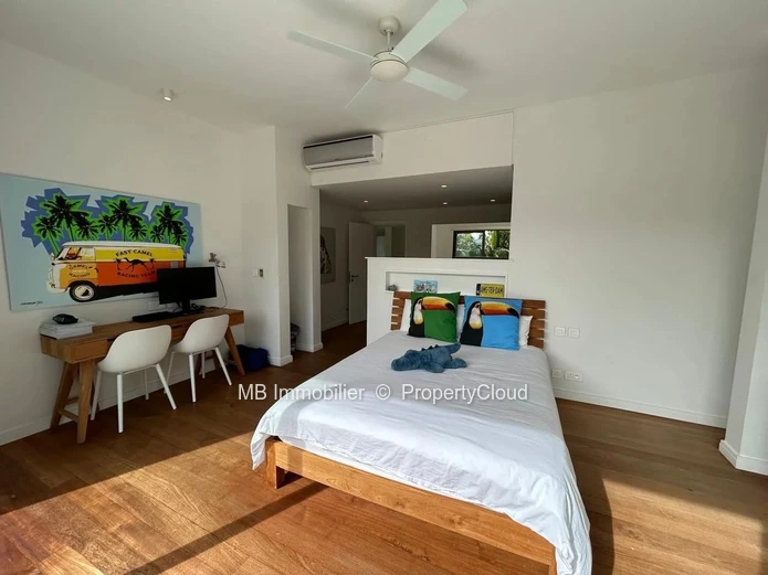 Villa for sale