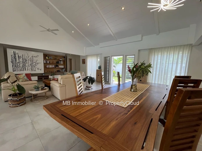 RES Villa for sale