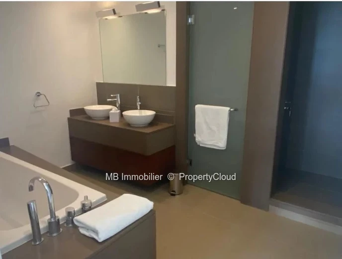 3 bedroom apartment for sale at Roches Noires
