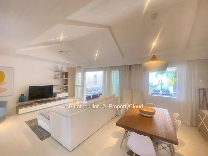 Villa for sale.