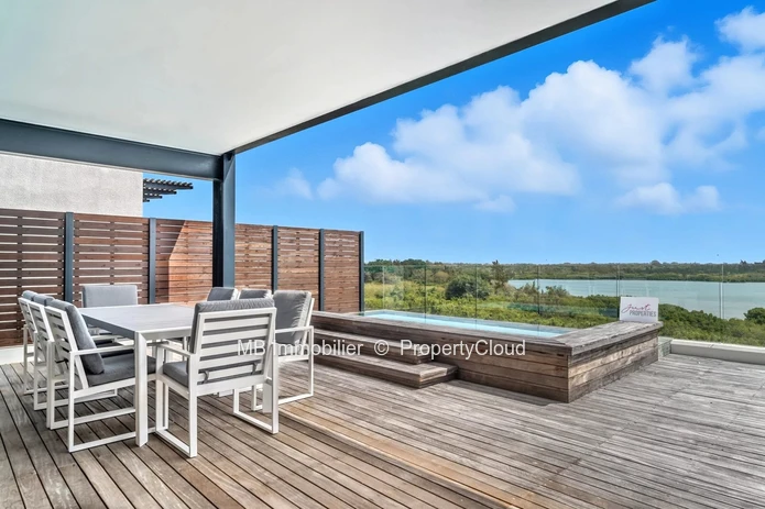 Penthouse for rent - Saint Antoine