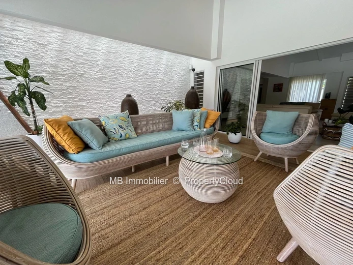 RES Villa for sale