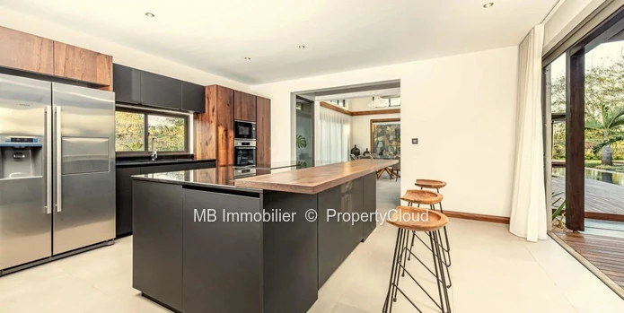Villa for sale