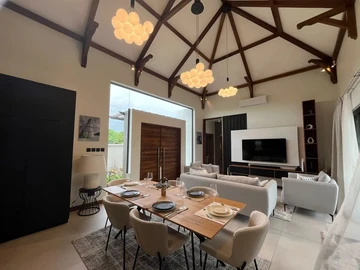 4 Bedroom Villa