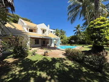 5 Bedroom Villa