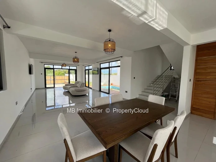 Villa for sale - Vale