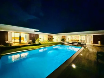 4 Bedroom Villa