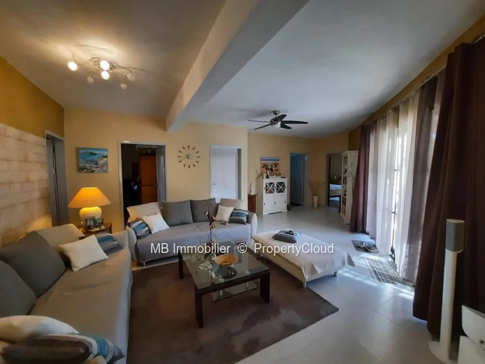 Villa for sale.