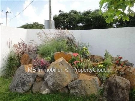 4 bedroom villa for sale in Pereybere